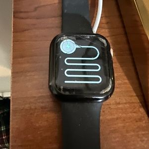 Apple Watch 5 - broken sides of screen